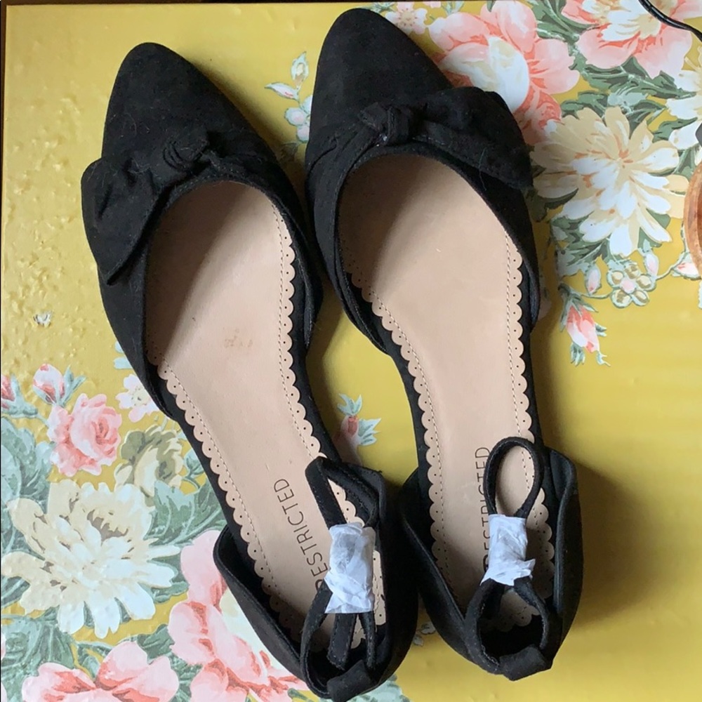 💄RESTRICTED by MODCLOTH Soho Sojourn Flats